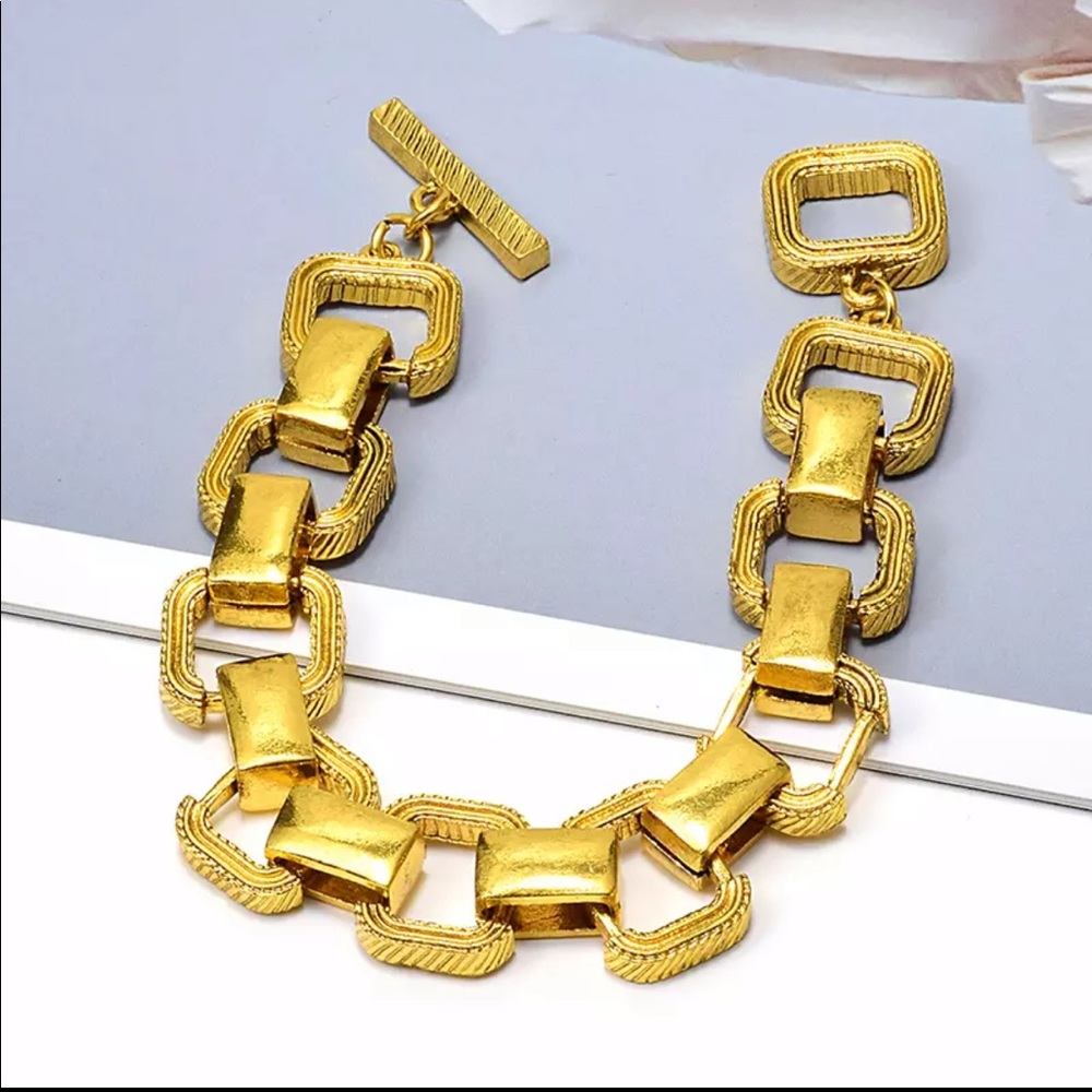 Zara link twist Chain Limited edition Bracelet Dopamine Chain Limited edition